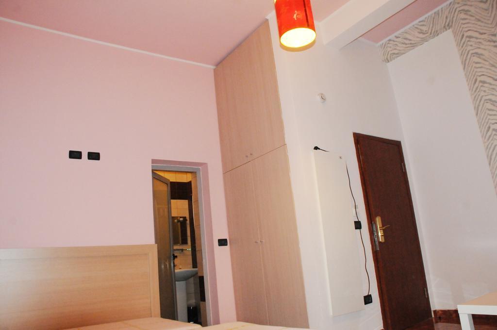 Hotel Serenity Tirana Exterior photo